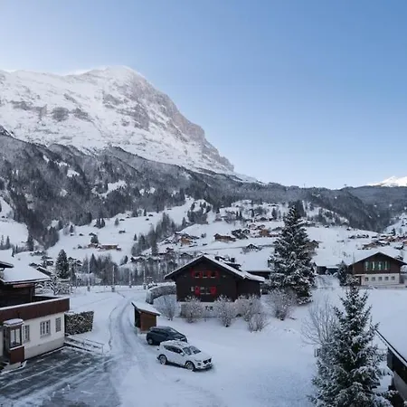 The Blue Ice - Grindelhomes